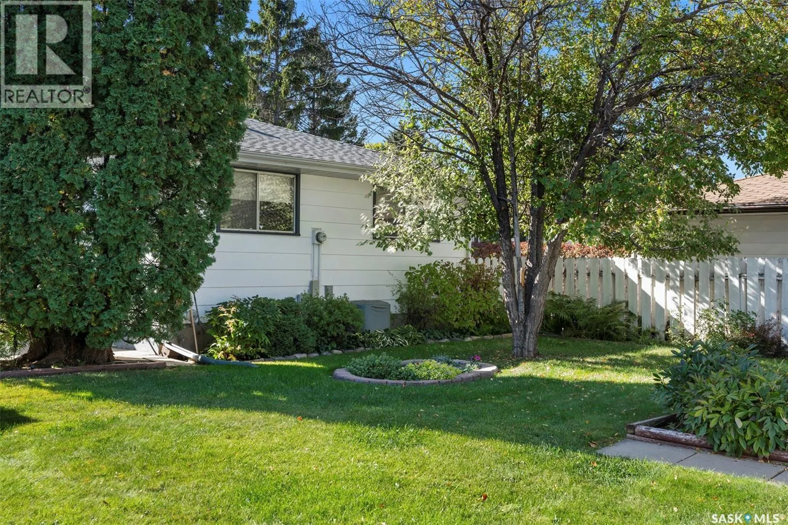 389 Balsam CRESCENT