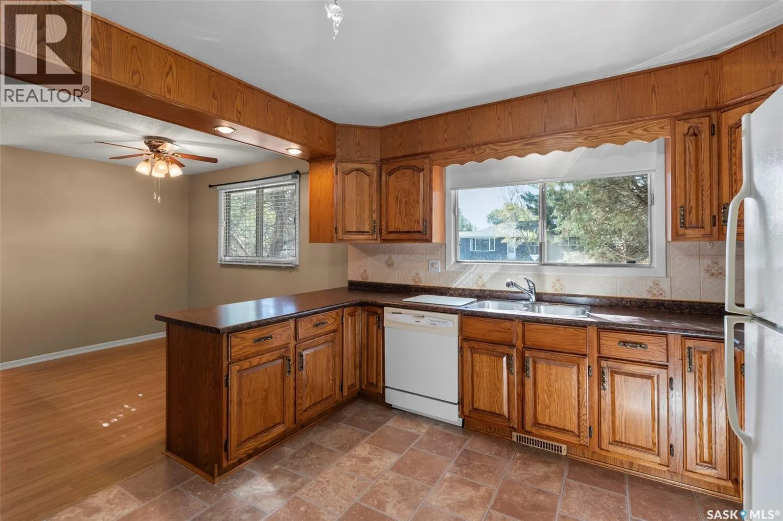 389 Balsam CRESCENT