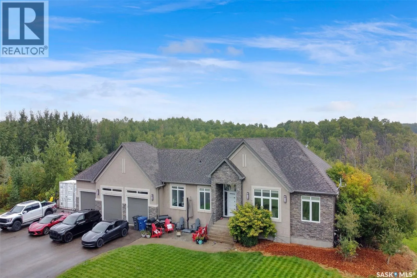300 Hanley CRESCENT