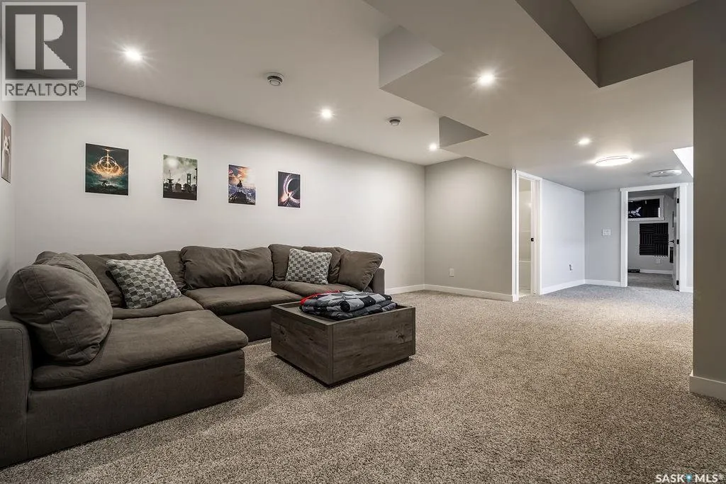 143 Westfield ROAD