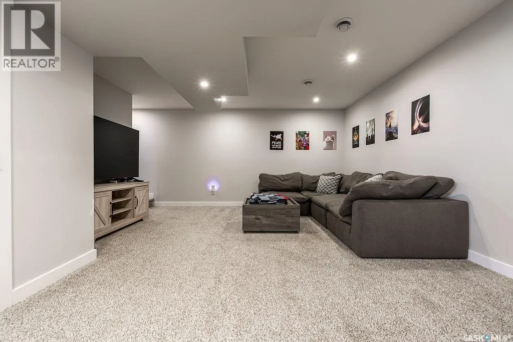 143 Westfield ROAD