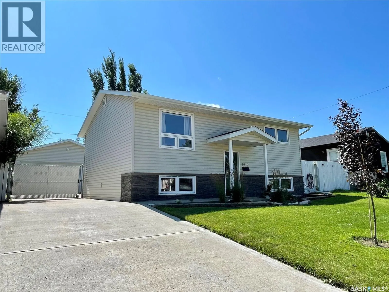 1519 Grandview STREET W