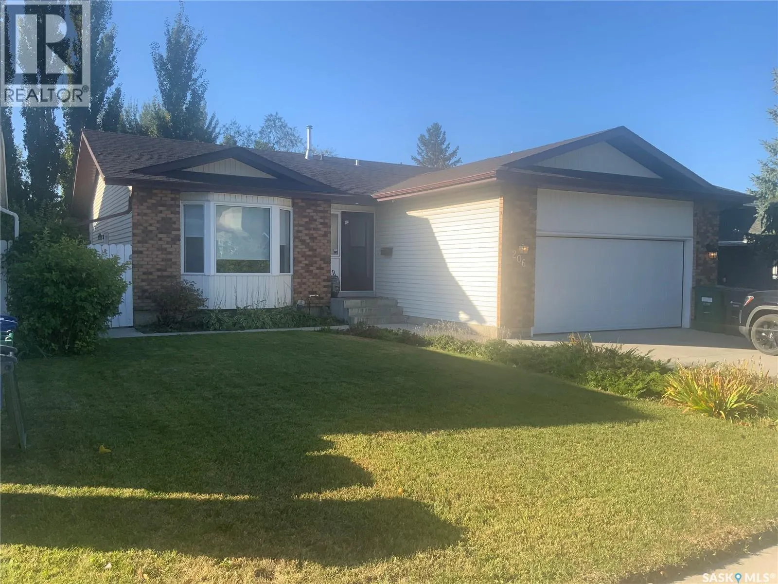 206 Perehudoff COURT