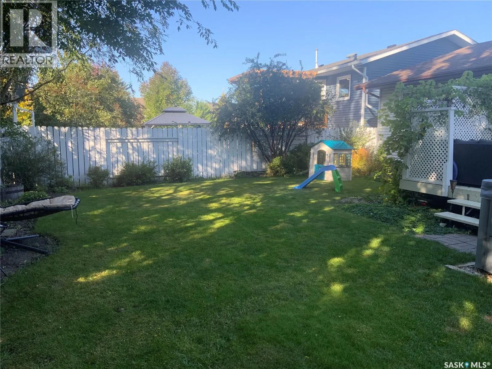 206 Perehudoff COURT