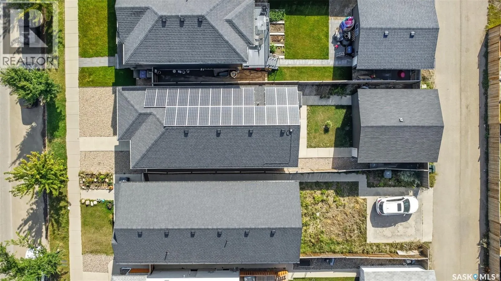 4127 33rd STREET W