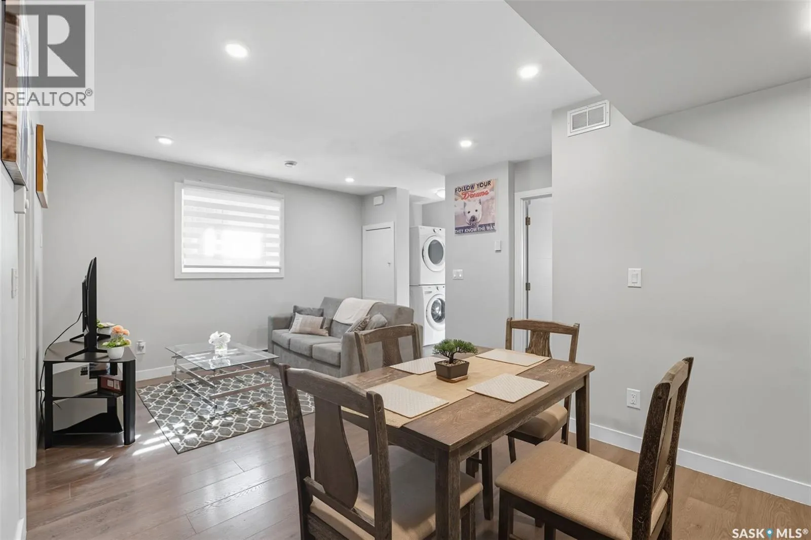 4127 33rd STREET W