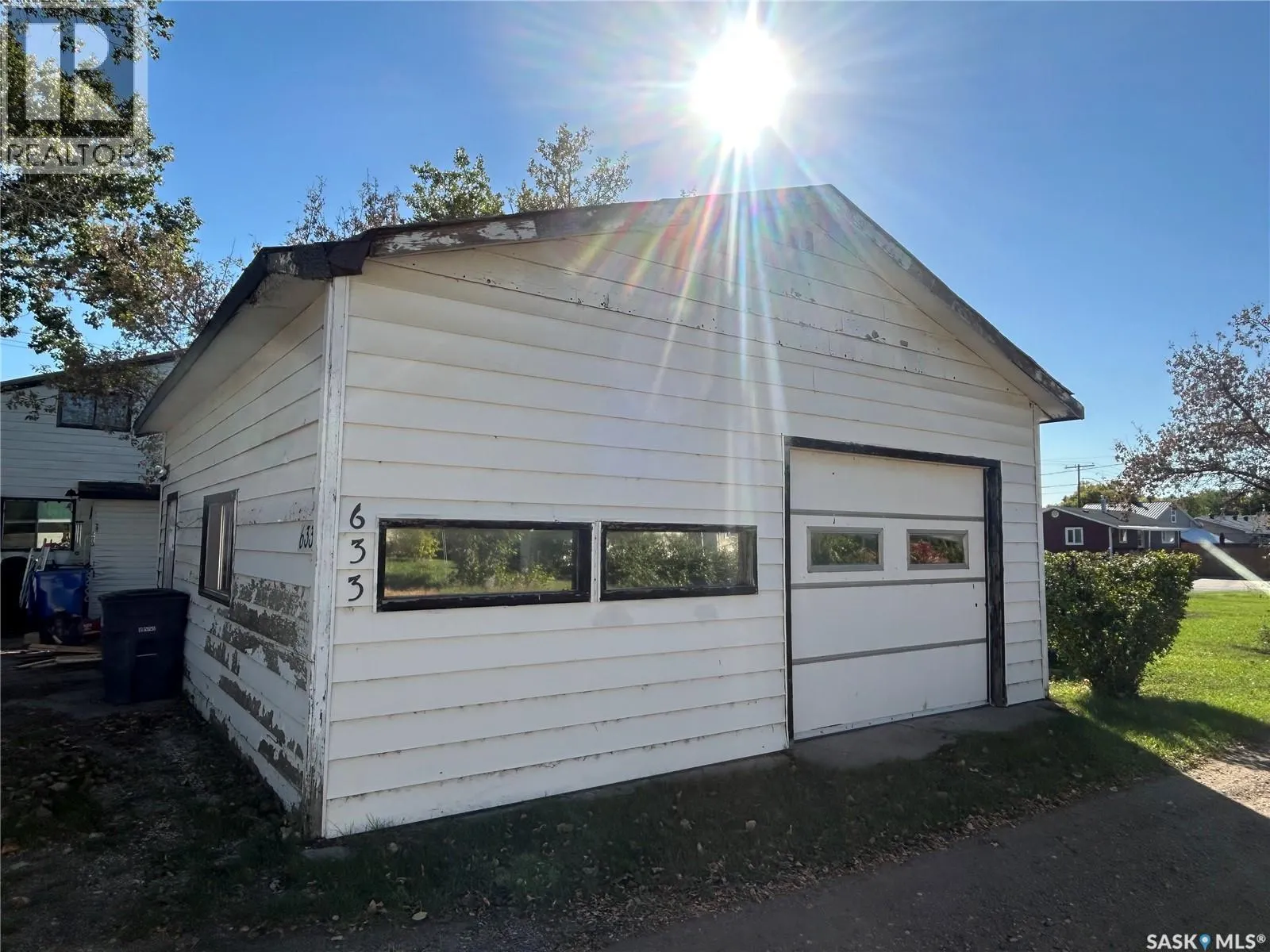 633 King STREET