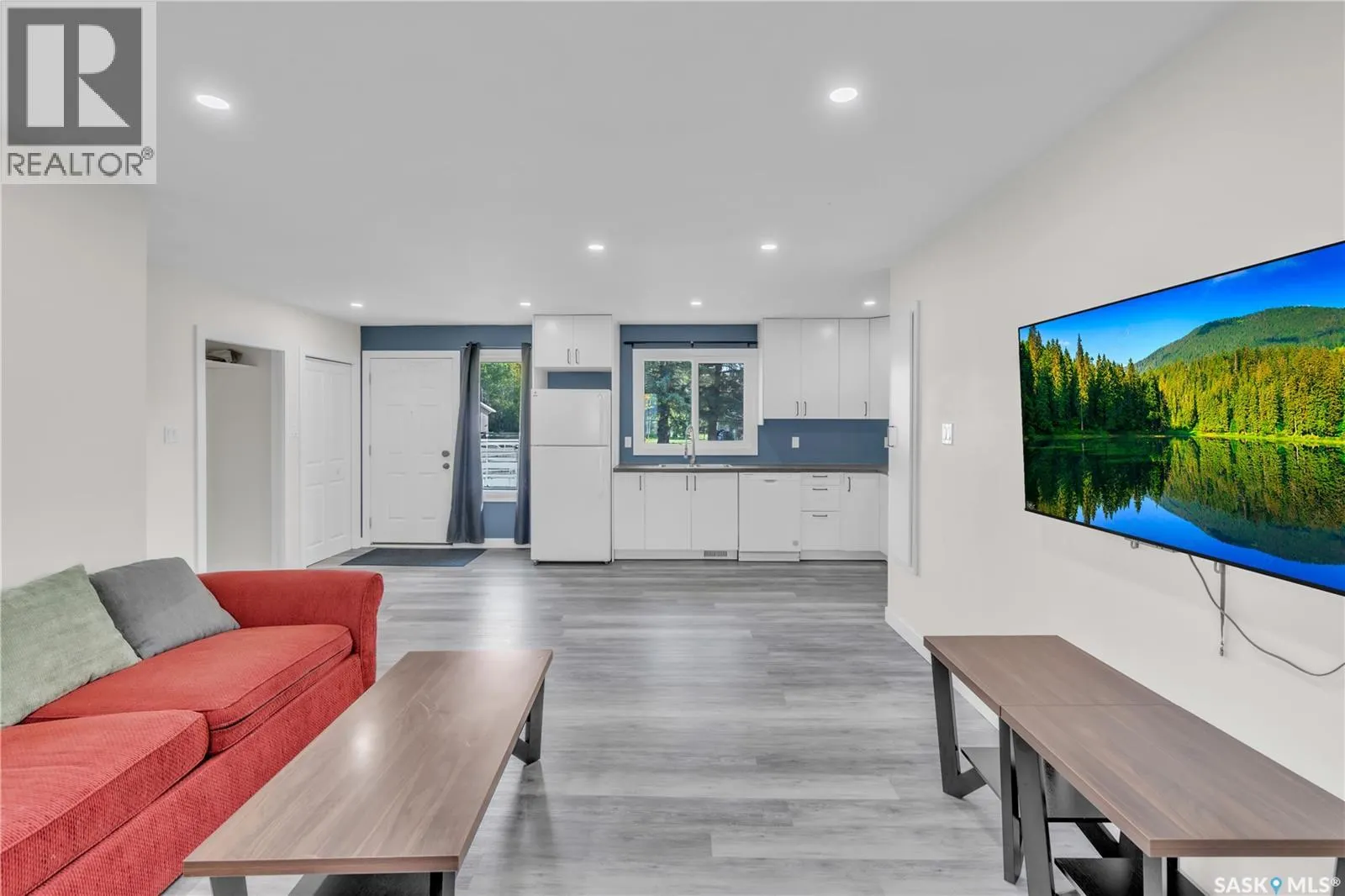 145 1st STREET E