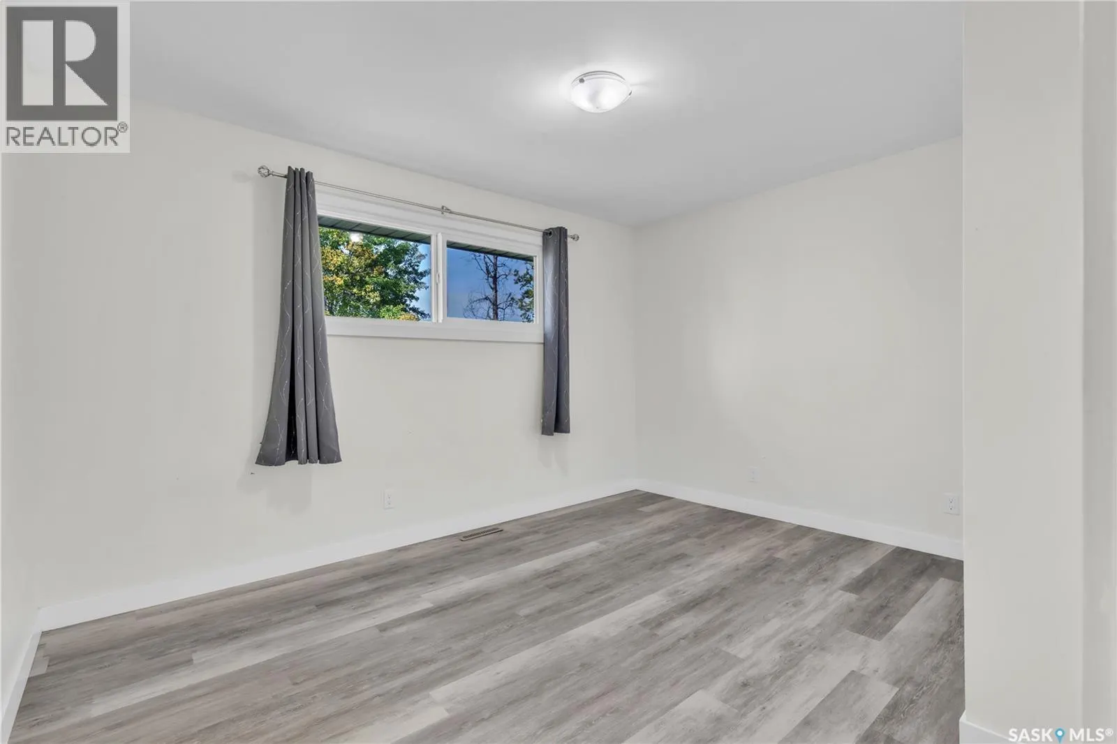 145 1st STREET E