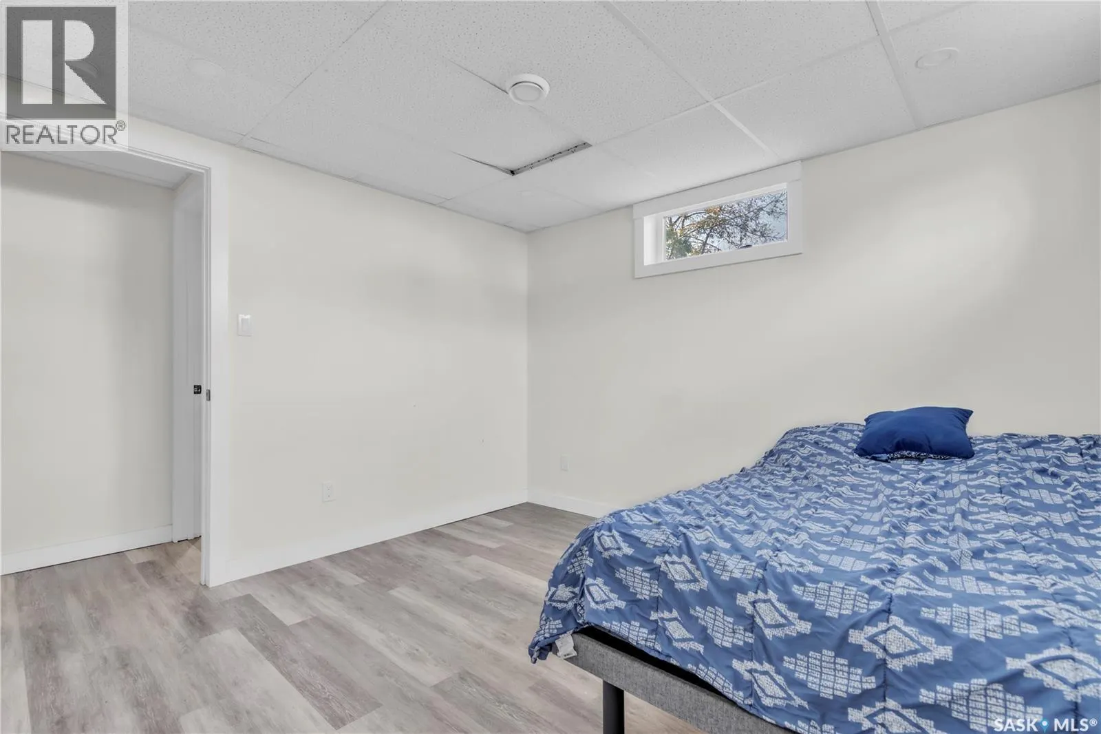 145 1st STREET E