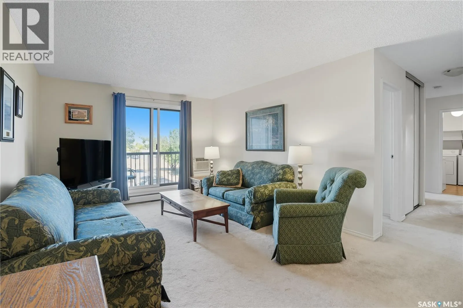 210 111 Wedge ROAD
