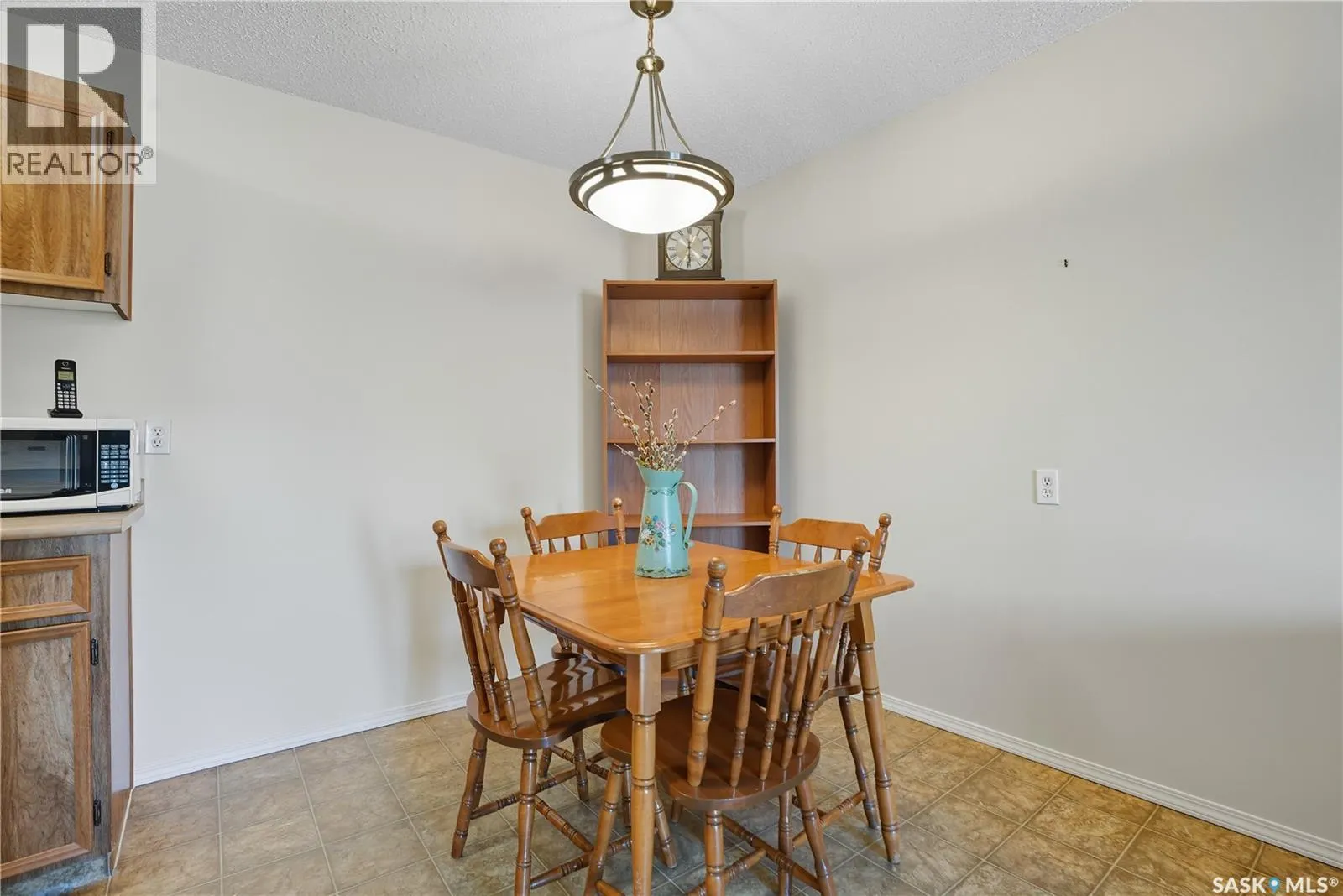 210 111 Wedge ROAD