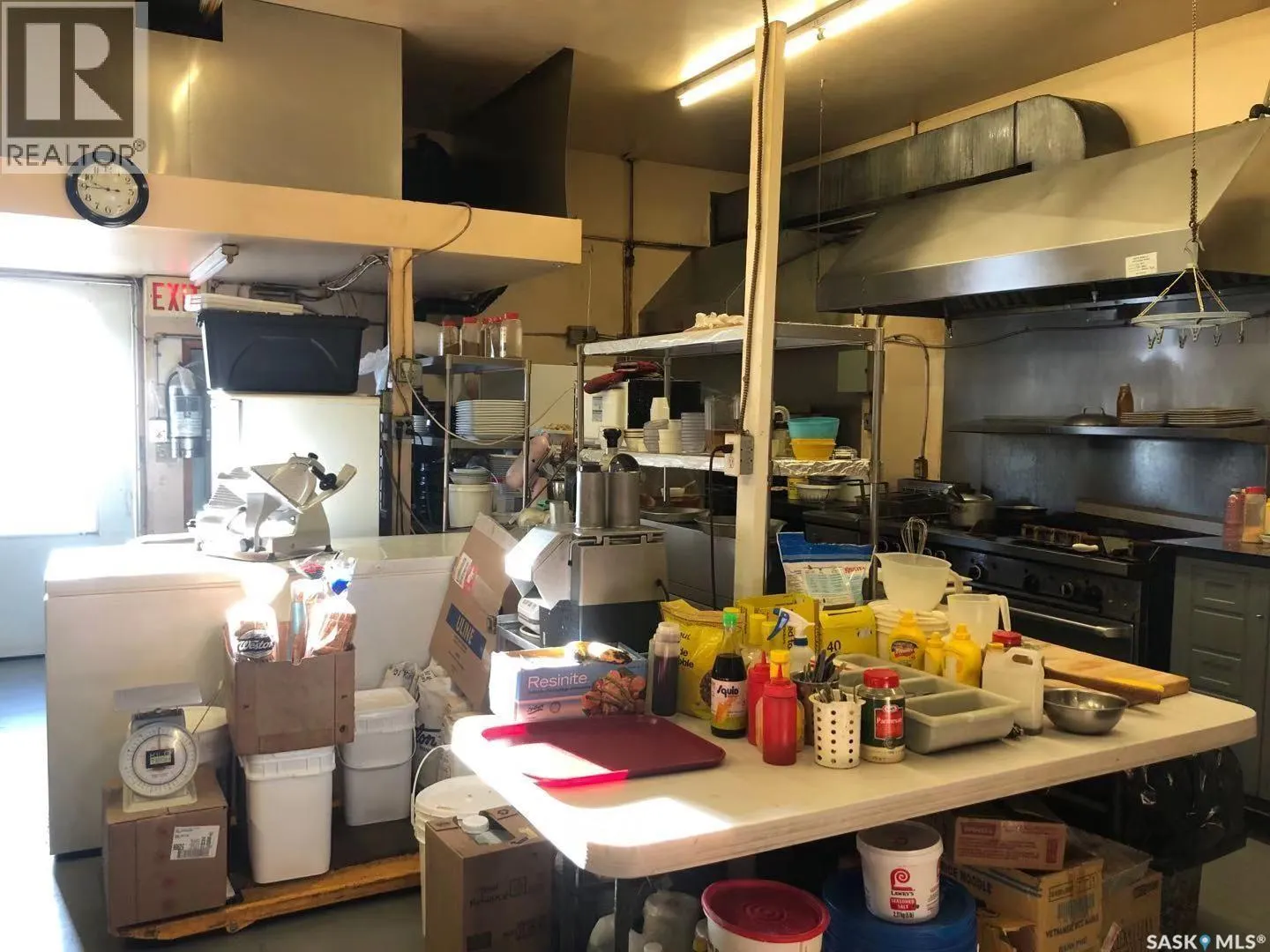 Bay F 727 22nd STREET