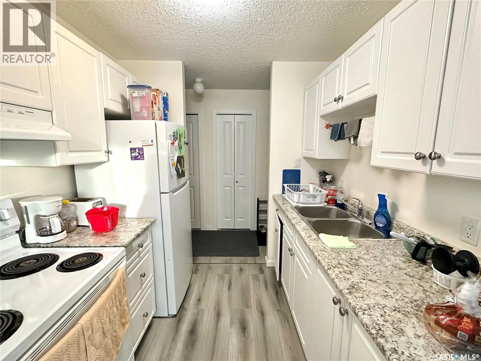 2311 Ross CRESCENT