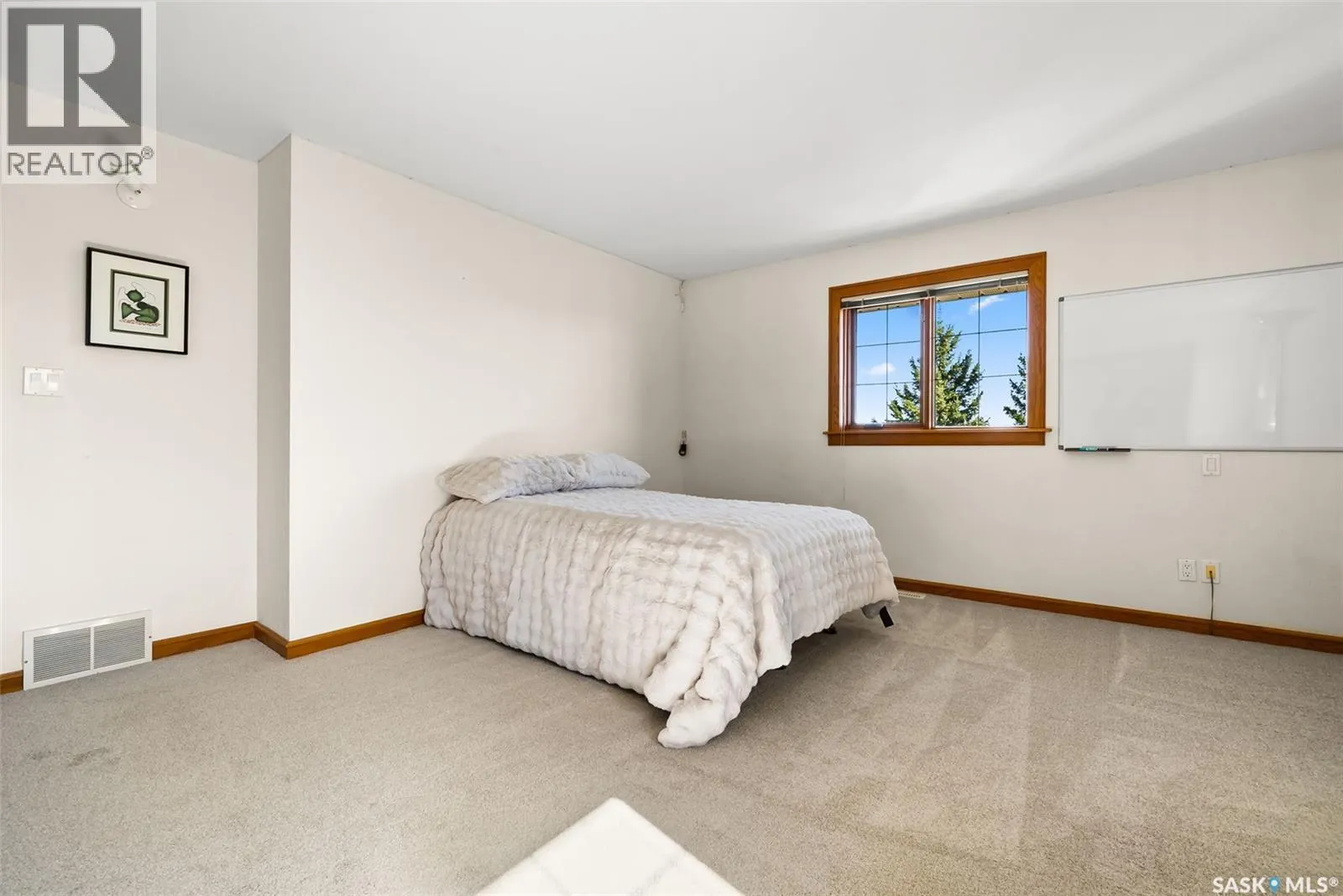 20 SAPPHIRE BAY