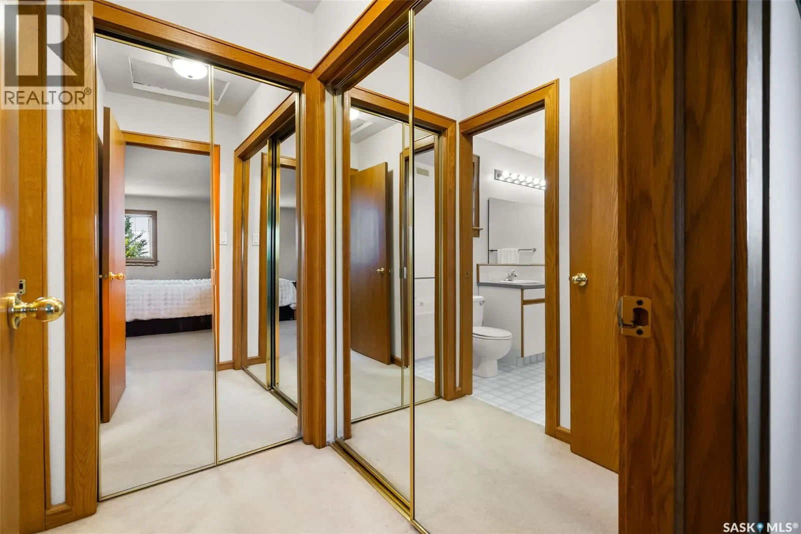 20 SAPPHIRE BAY