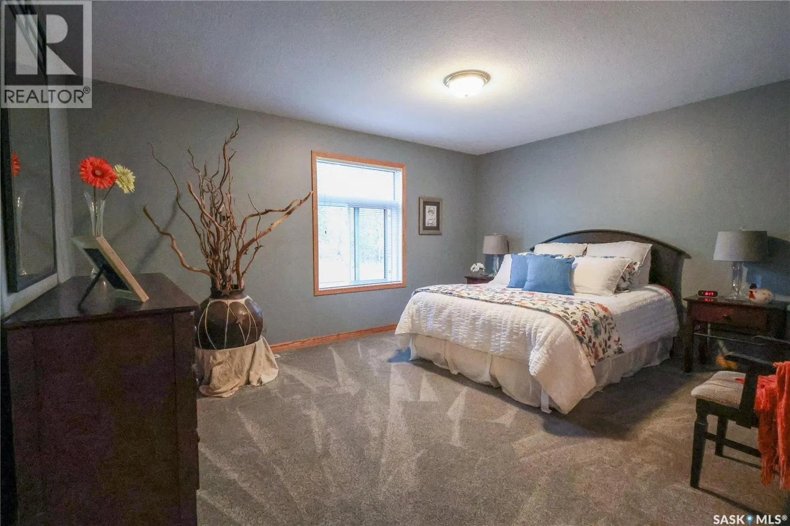 105 Crestview DRIVE