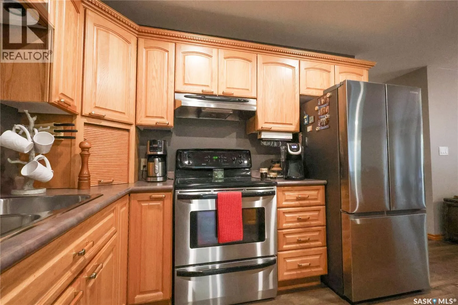 105 Crestview DRIVE