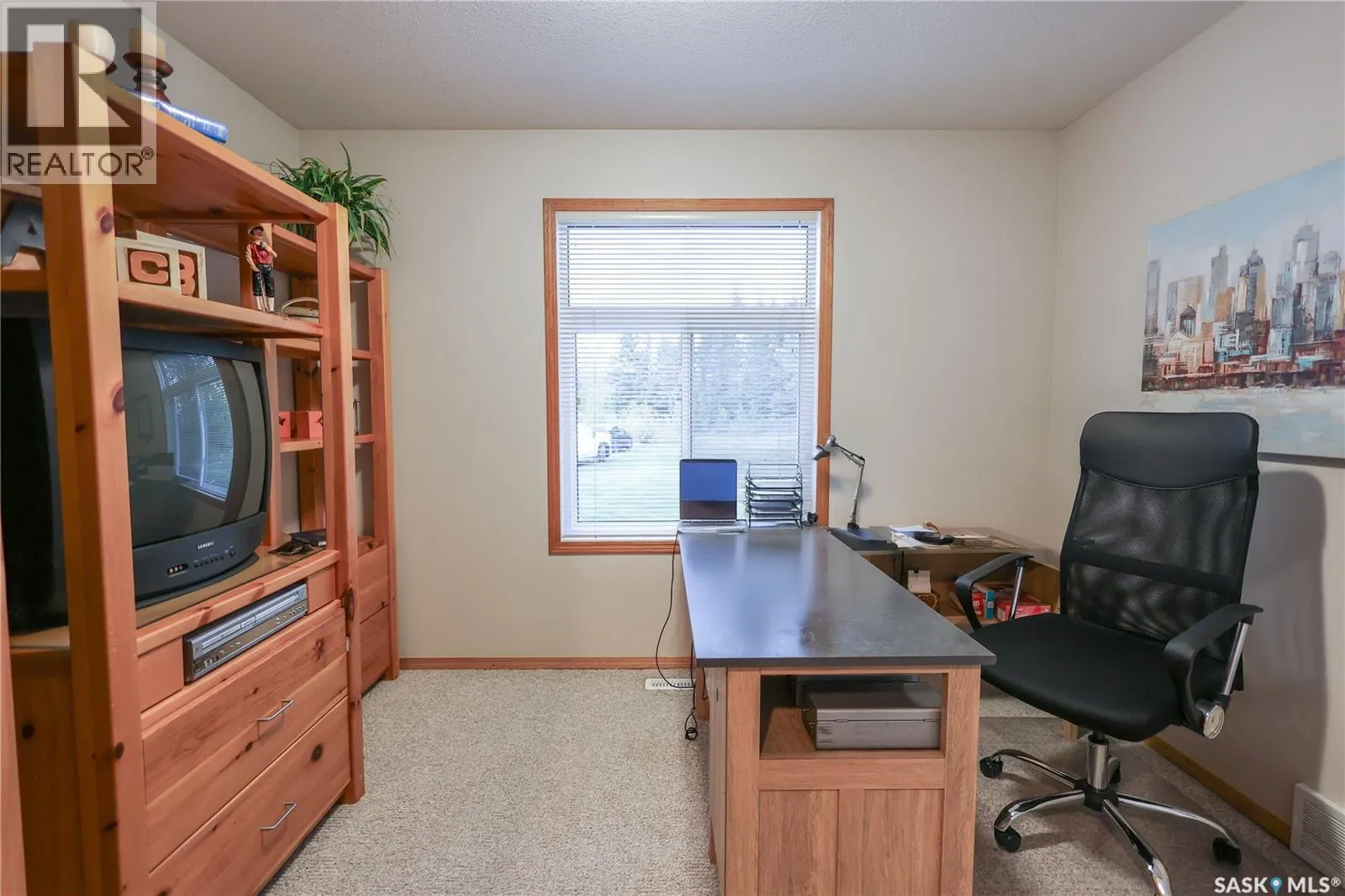 105 Crestview DRIVE
