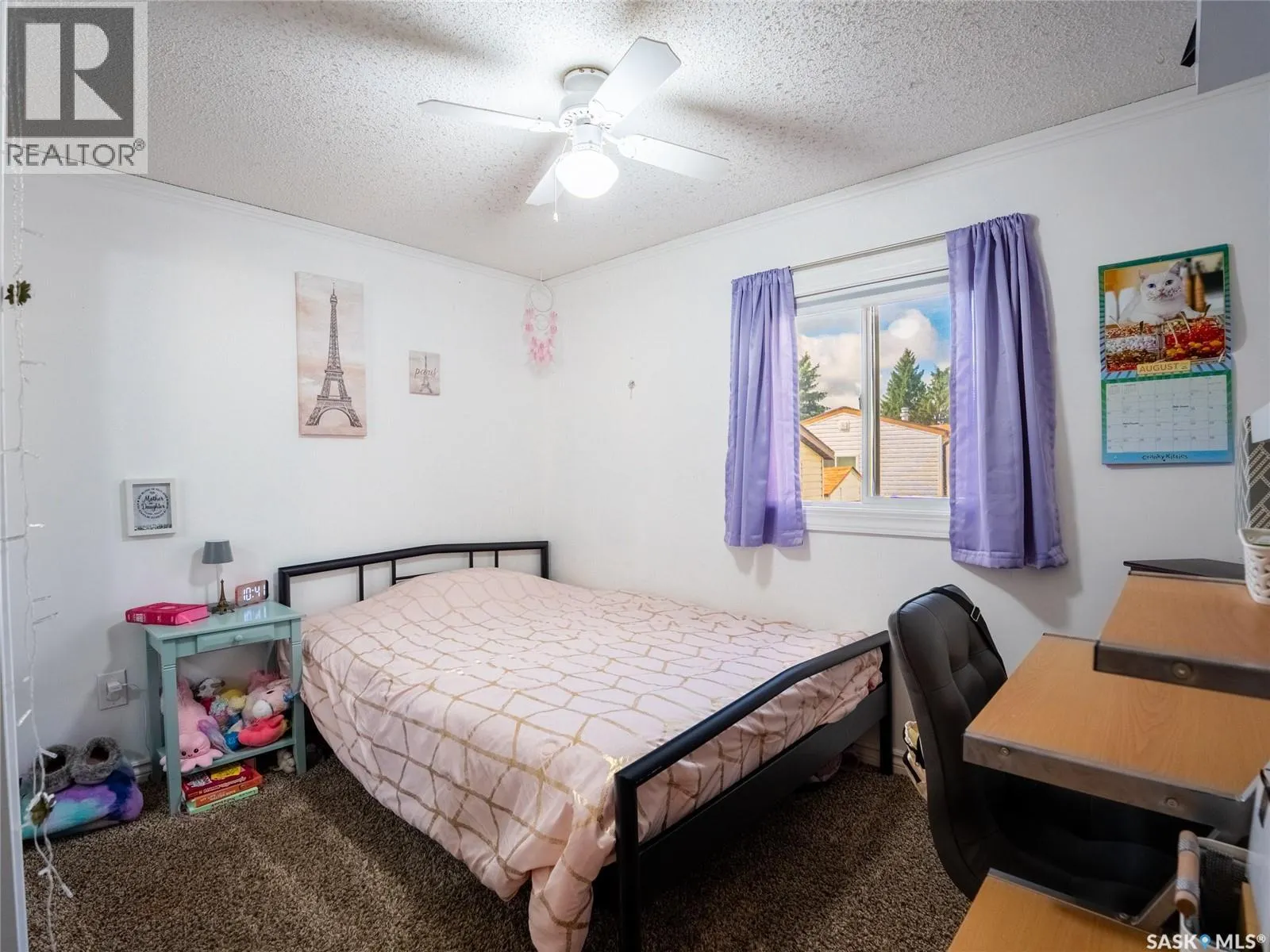 20 Crystal DRIVE