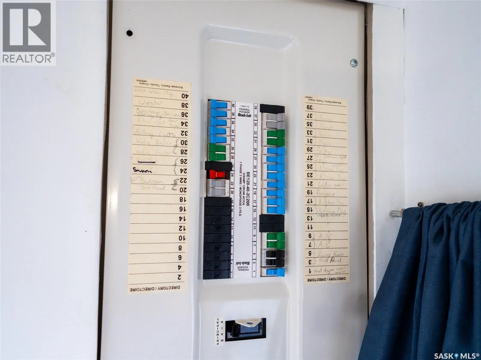 20 Crystal DRIVE