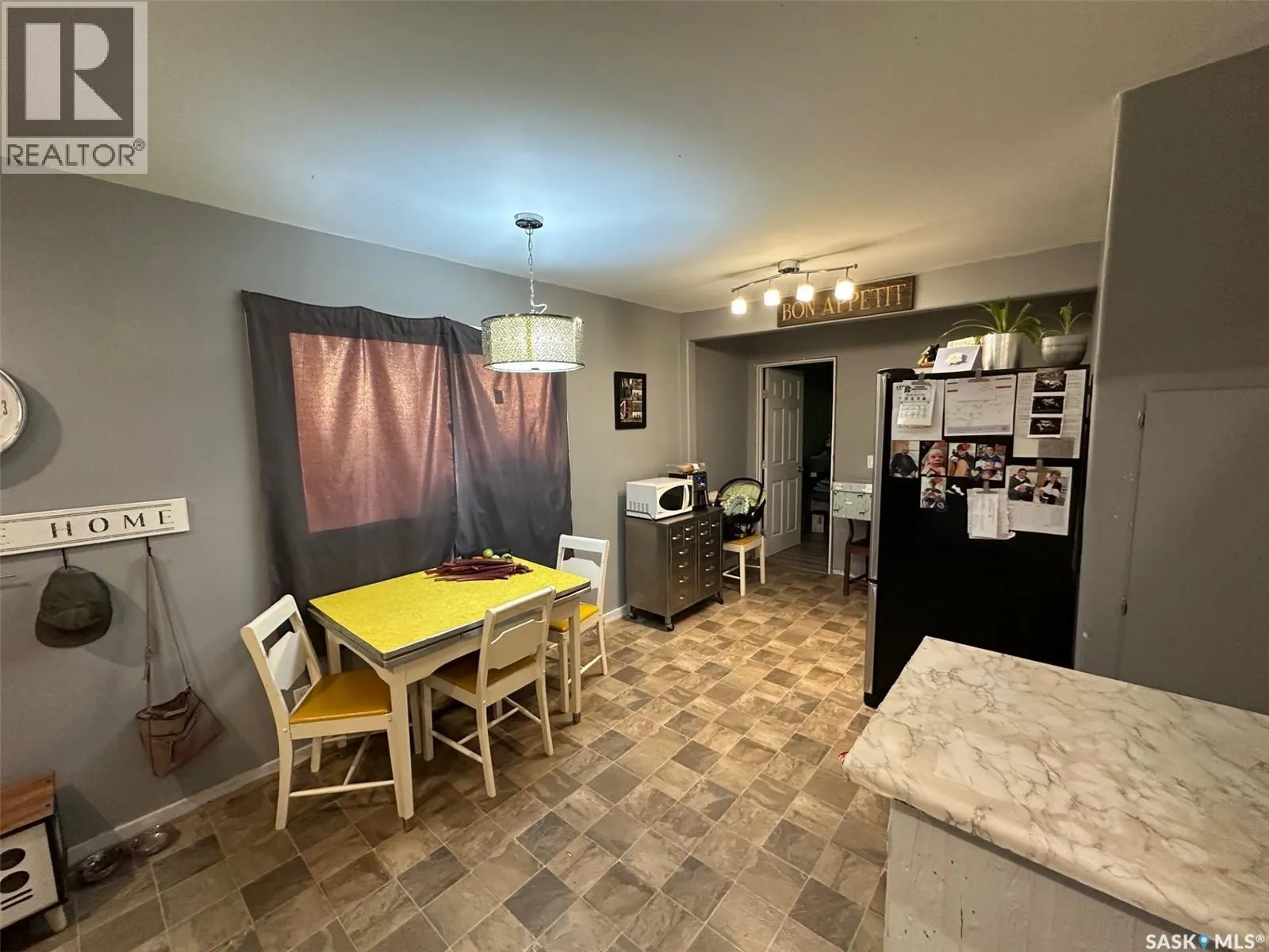 Coronach Acreage