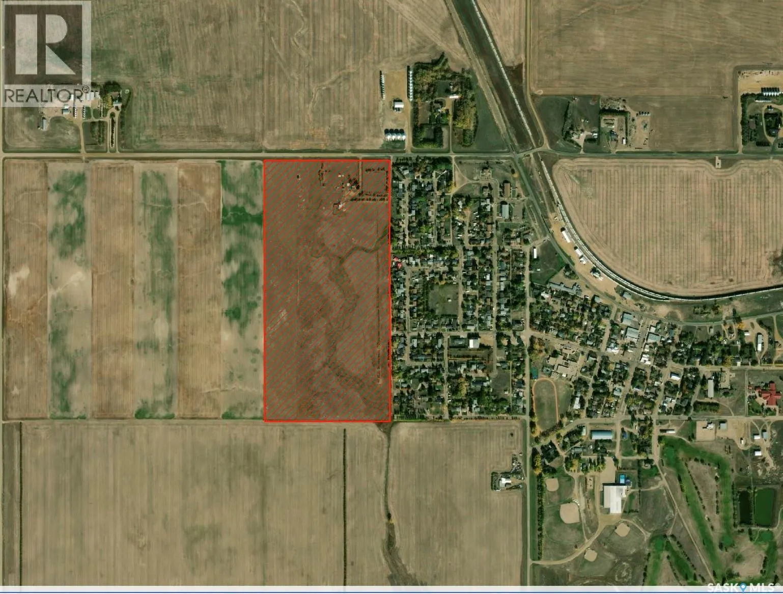 Coronach Acreage