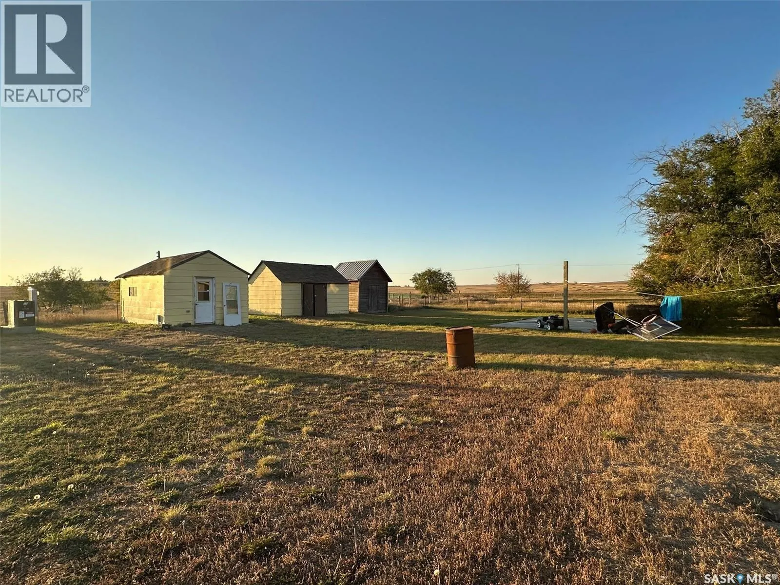 Coronach Acreage