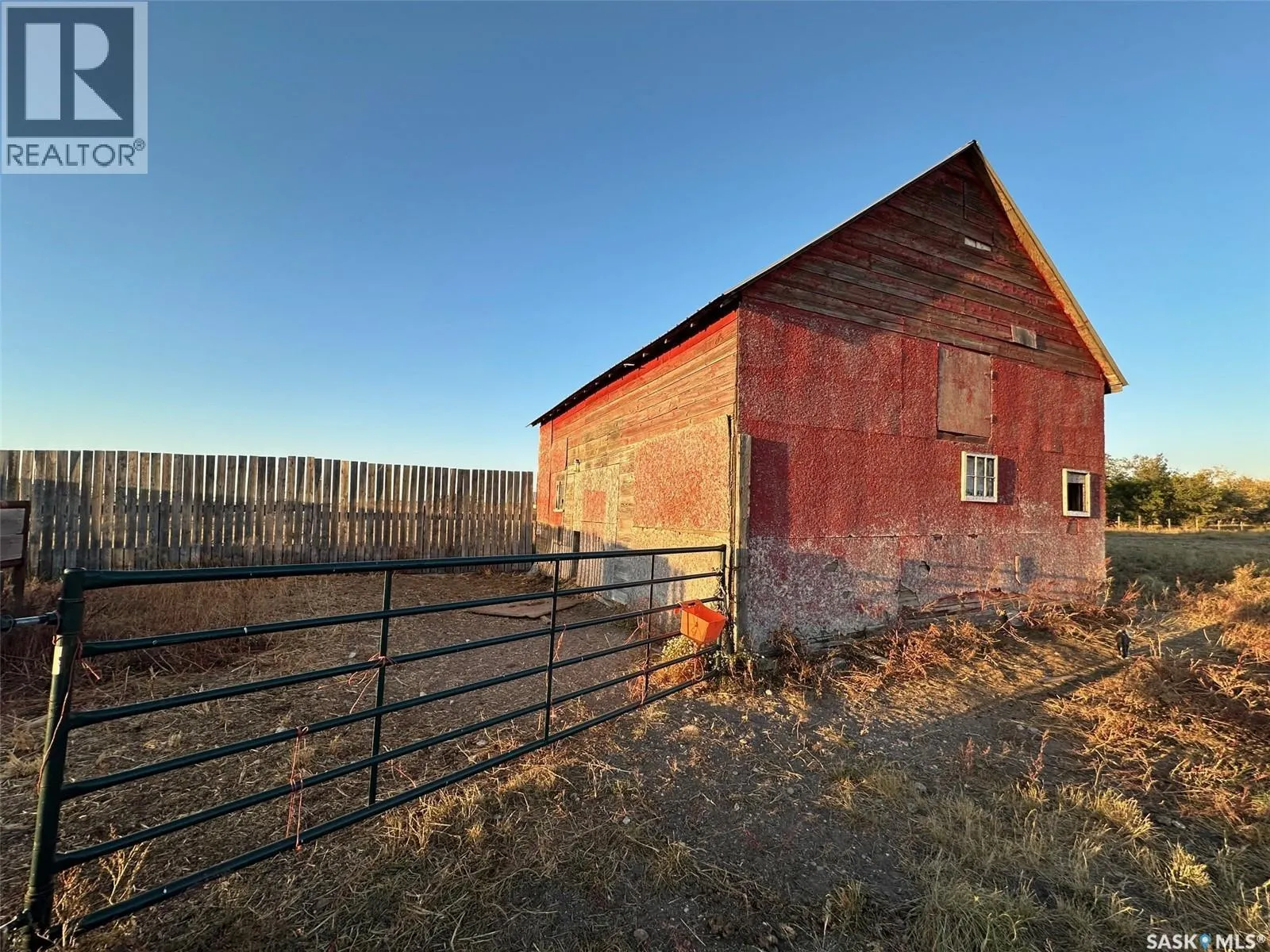 Coronach Acreage