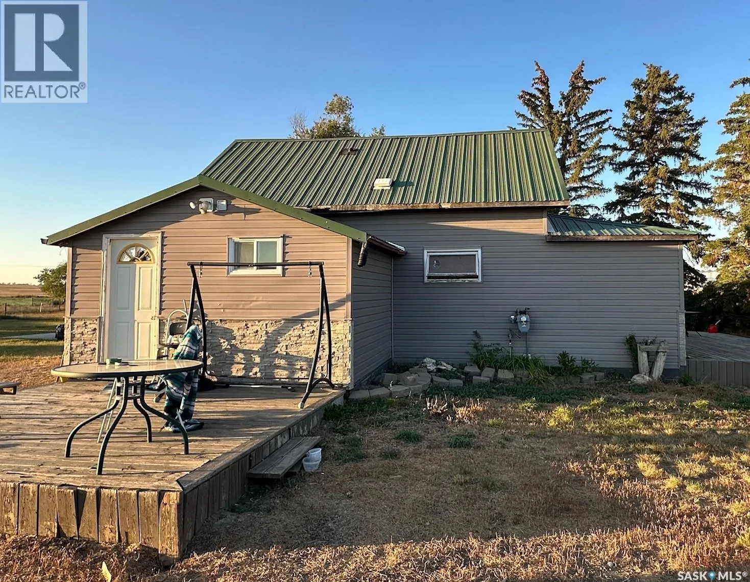 Coronach Acreage