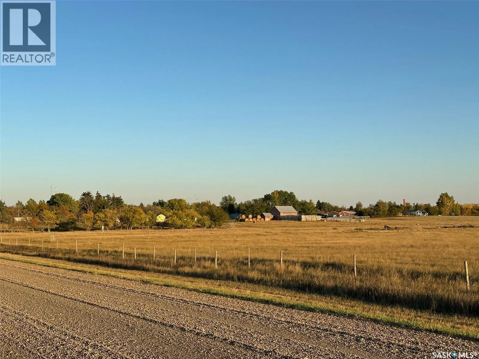 Coronach Acreage