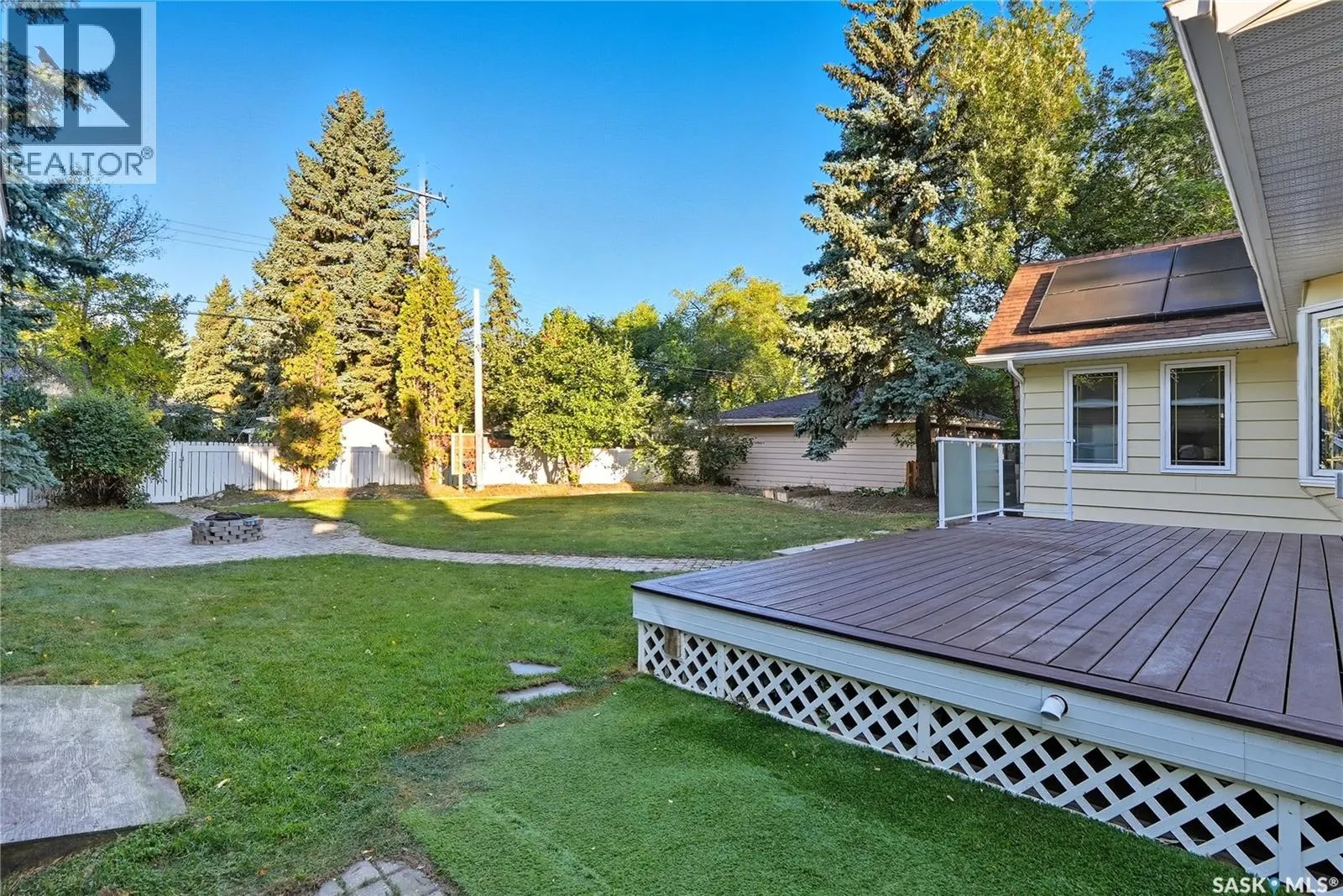 518 Bate CRESCENT
