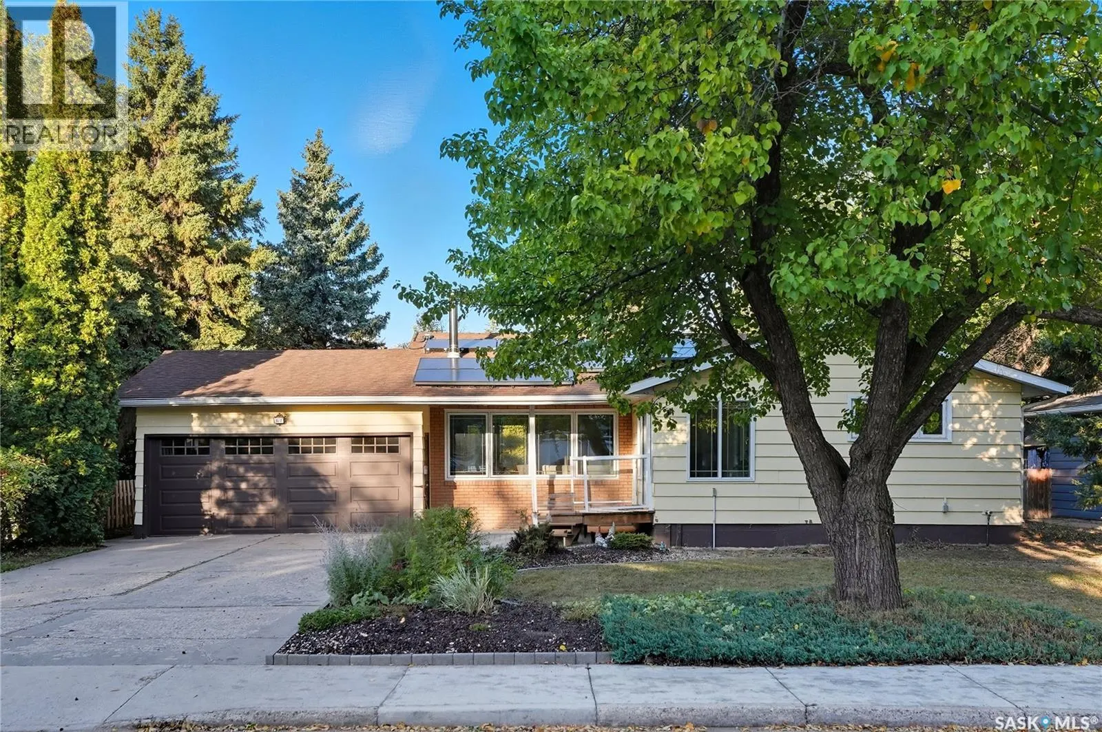 518 Bate CRESCENT