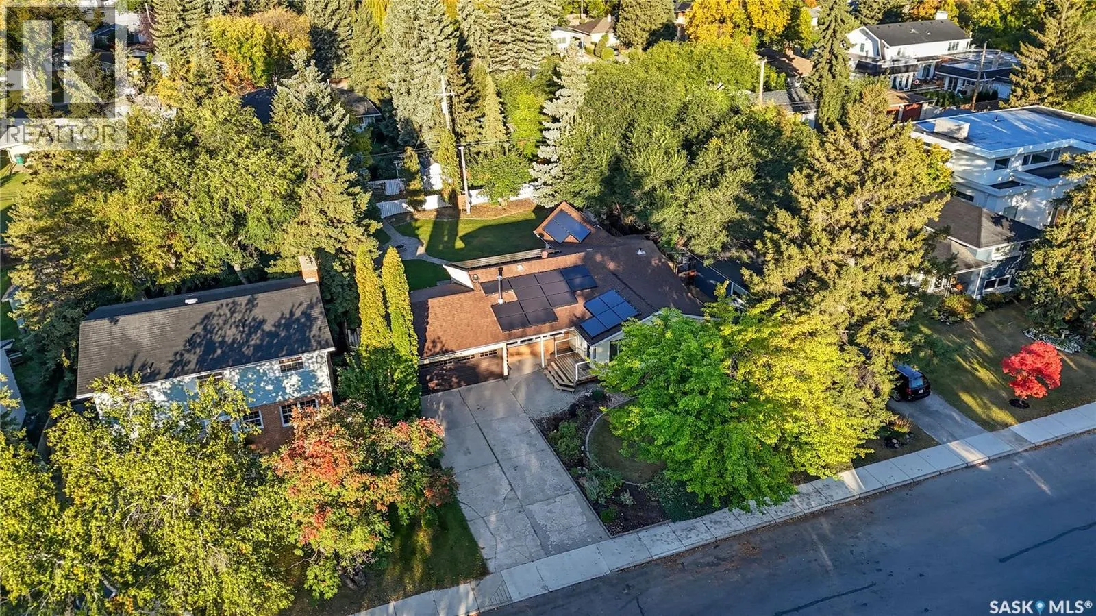 518 Bate CRESCENT