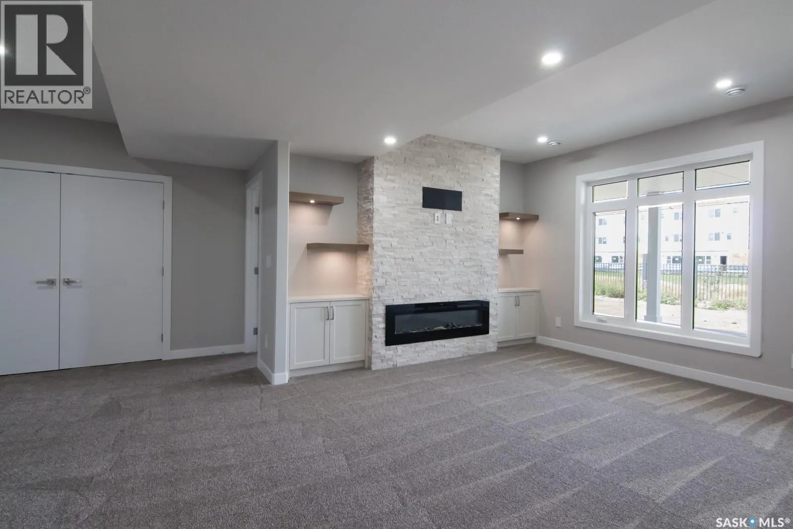 423 Sharma CRESCENT