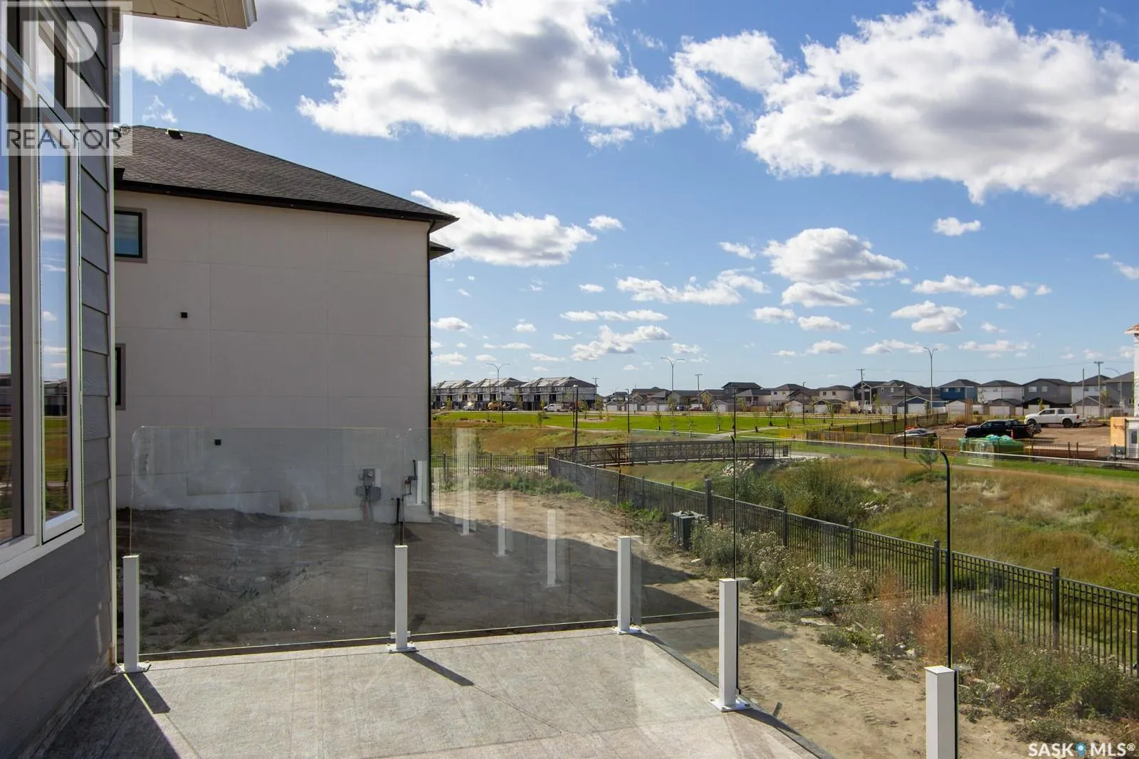 423 Sharma CRESCENT