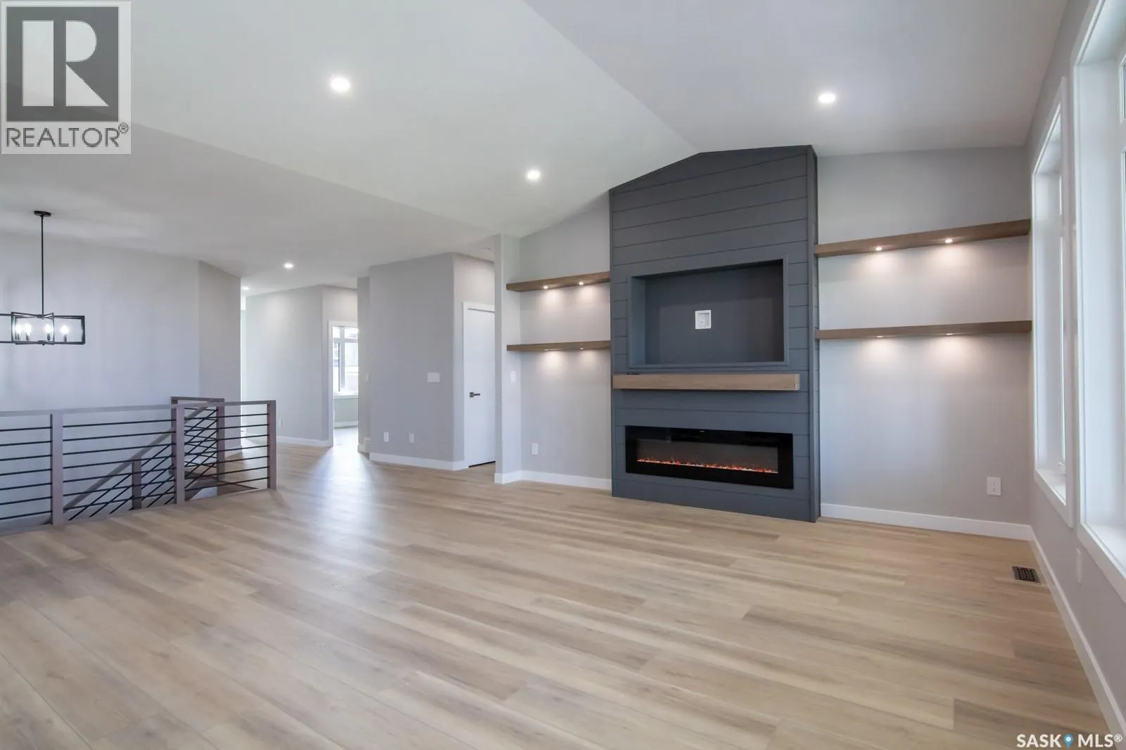 423 Sharma CRESCENT