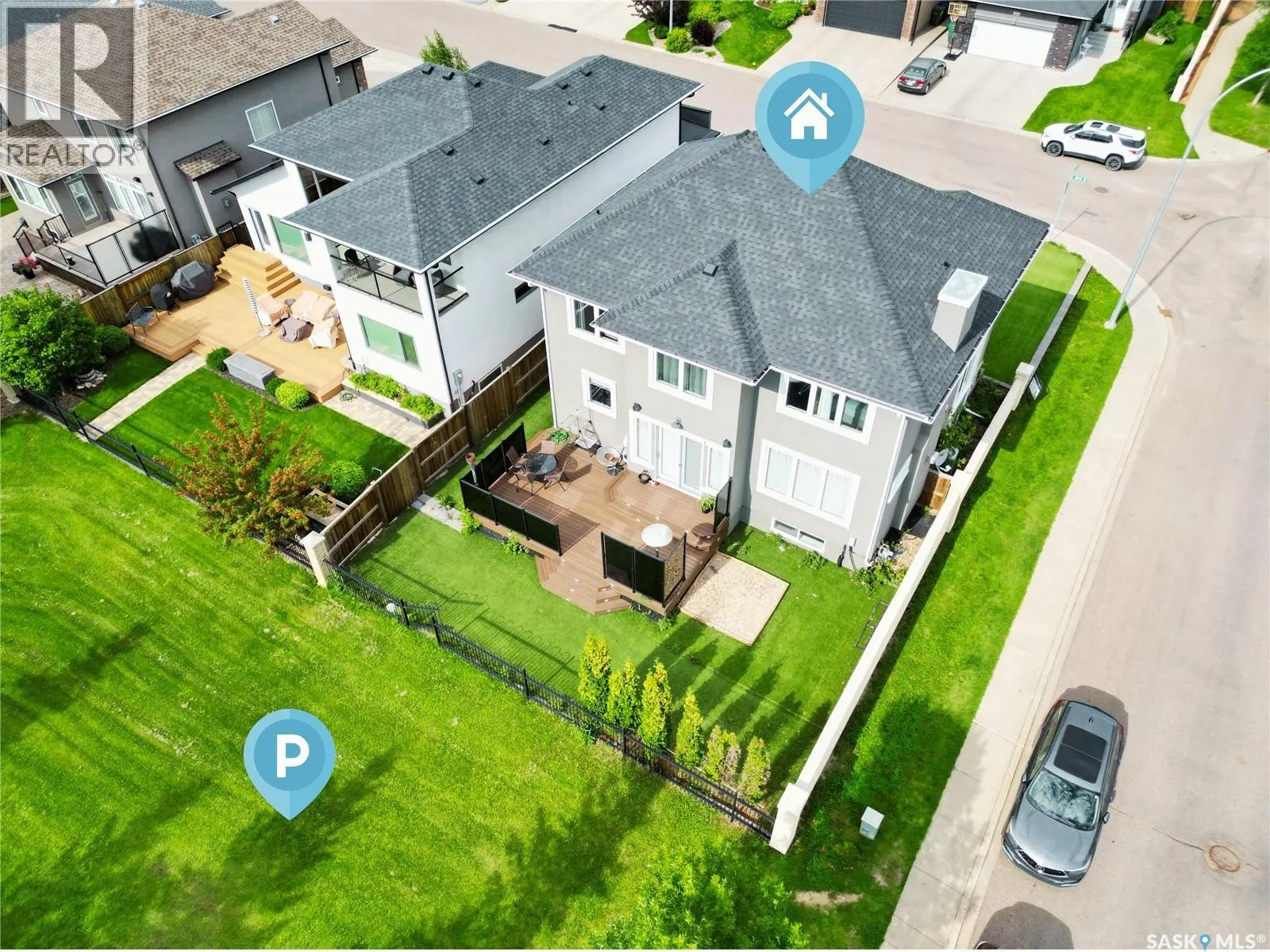 438 Horlick MANOR