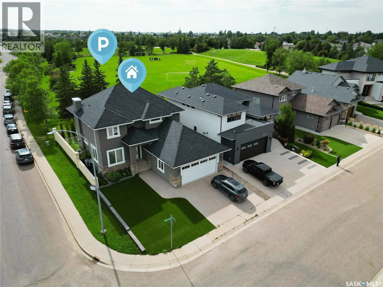 438 Horlick MANOR