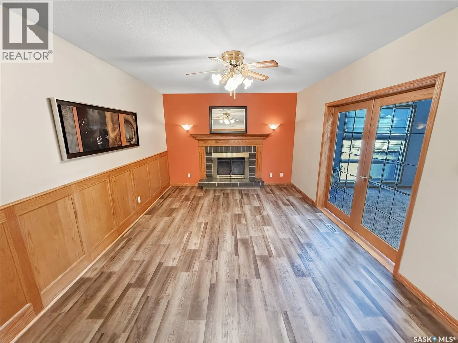 406 Curry CRESCENT