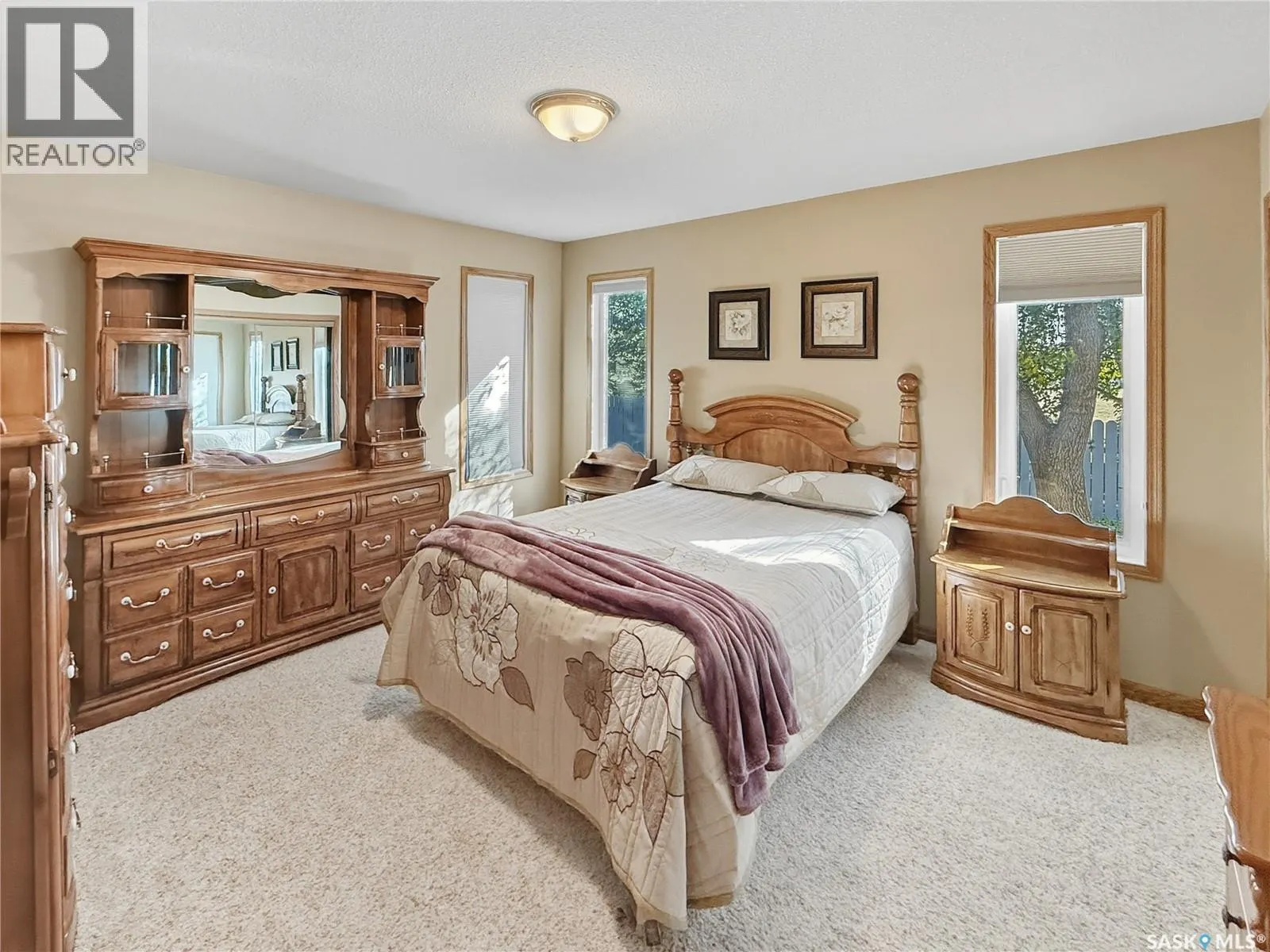 406 Curry CRESCENT