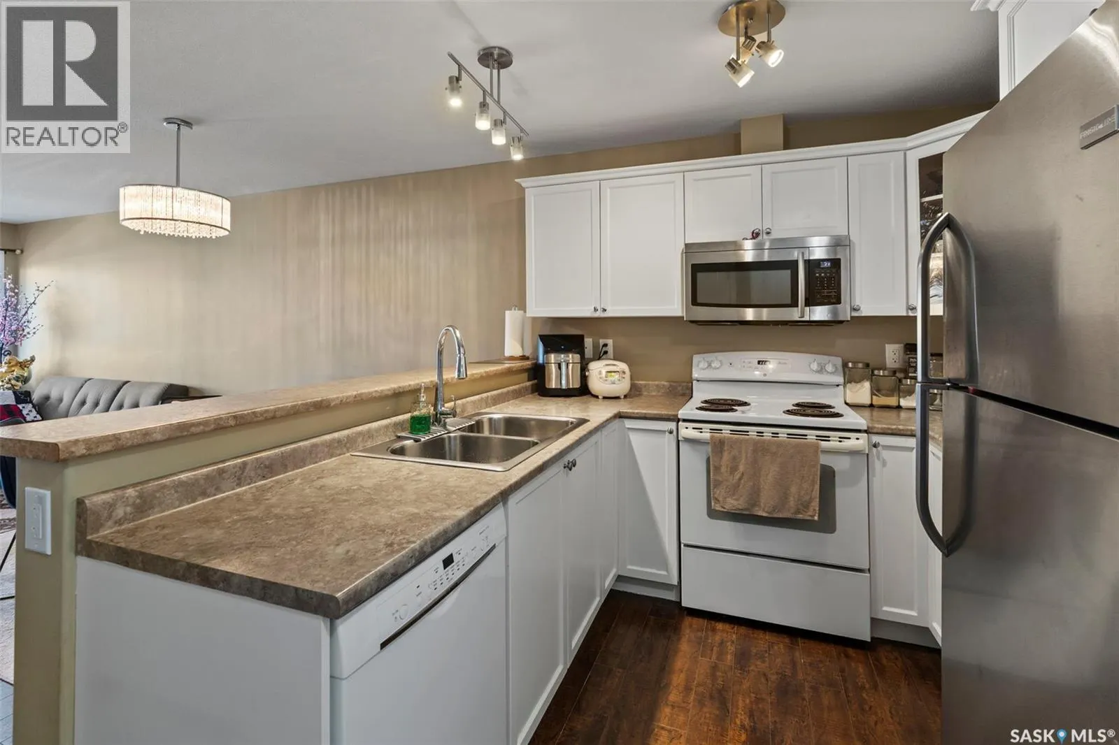 5206 110 Willis CRESCENT
