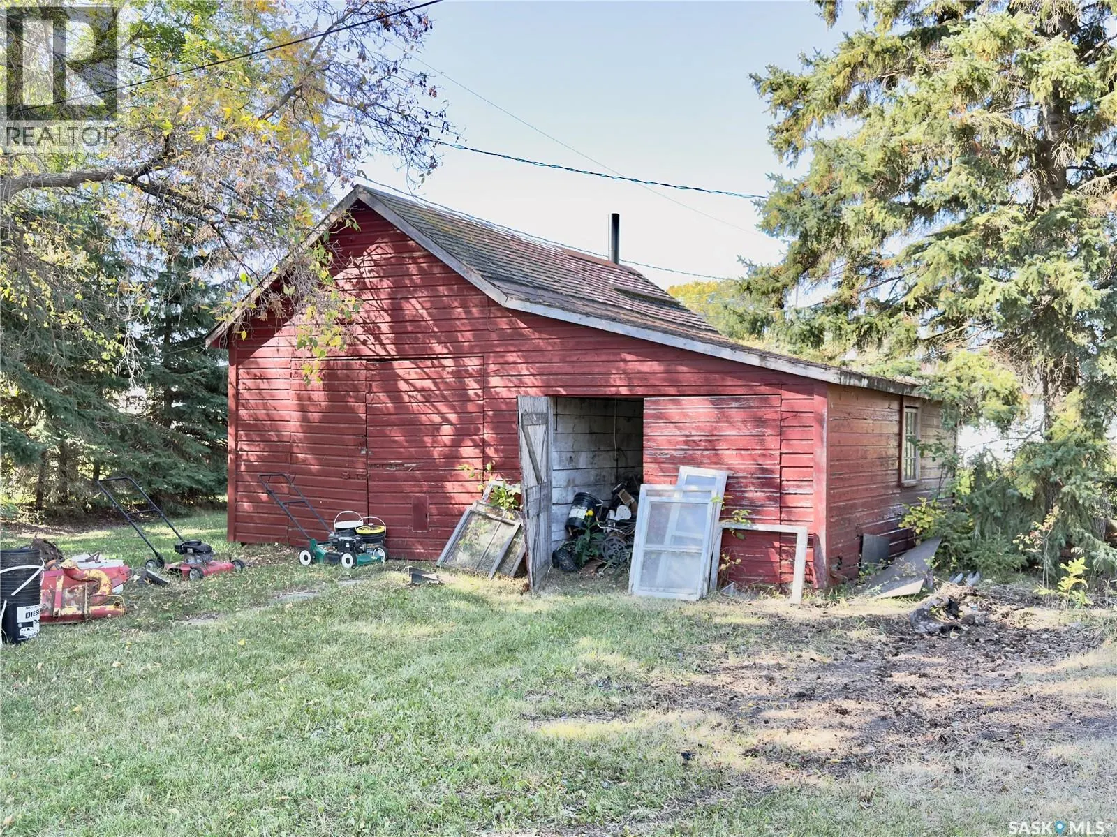 128 Railway AVENUE