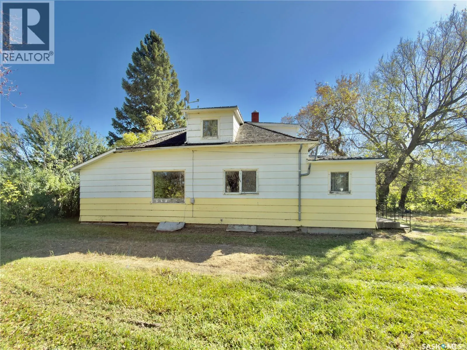 128 Railway AVENUE