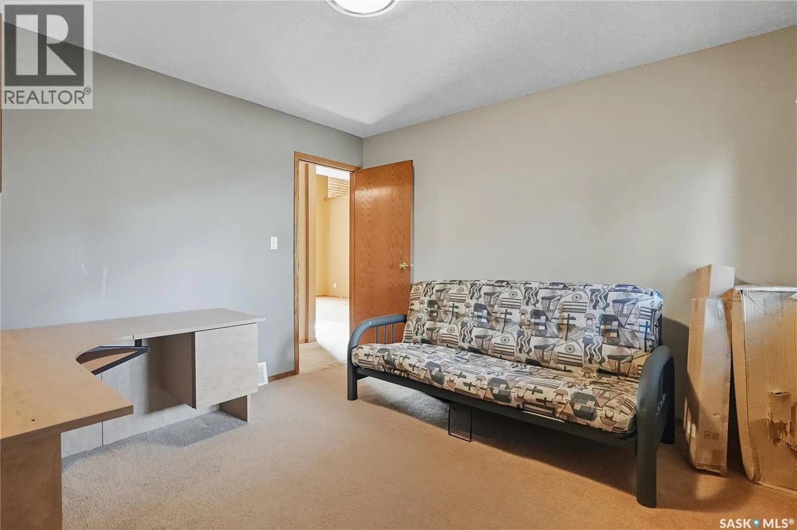 511 AE Adams CRESCENT