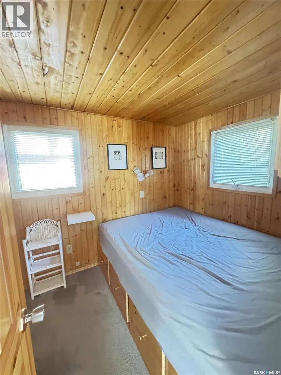 1530 Jay - Waskesiu Lake