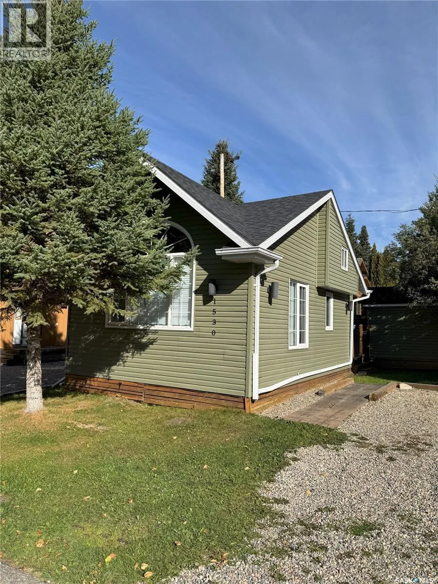 1530 Jay - Waskesiu Lake