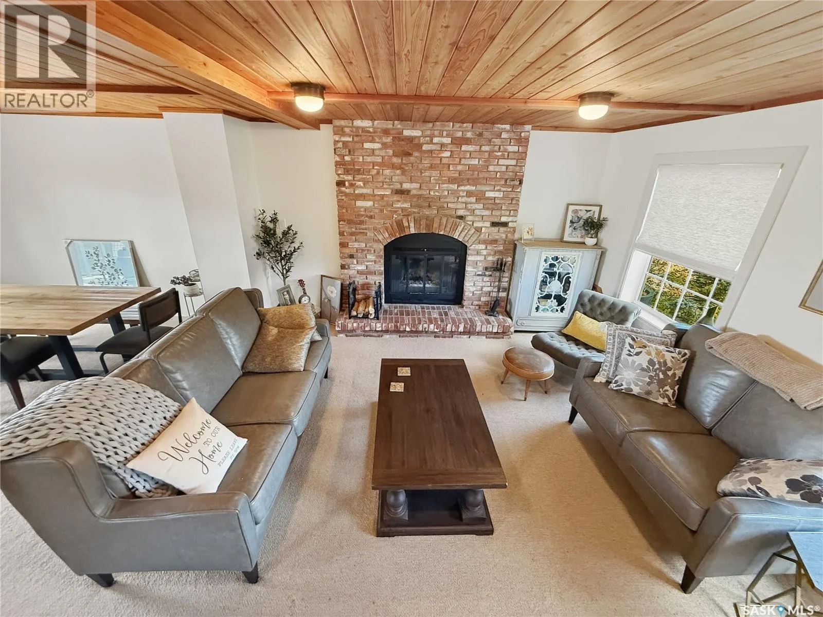 870 Field DRIVE