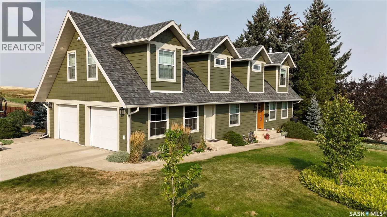 870 Field DRIVE