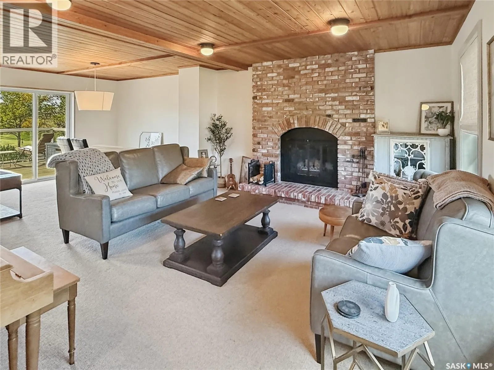 870 Field DRIVE